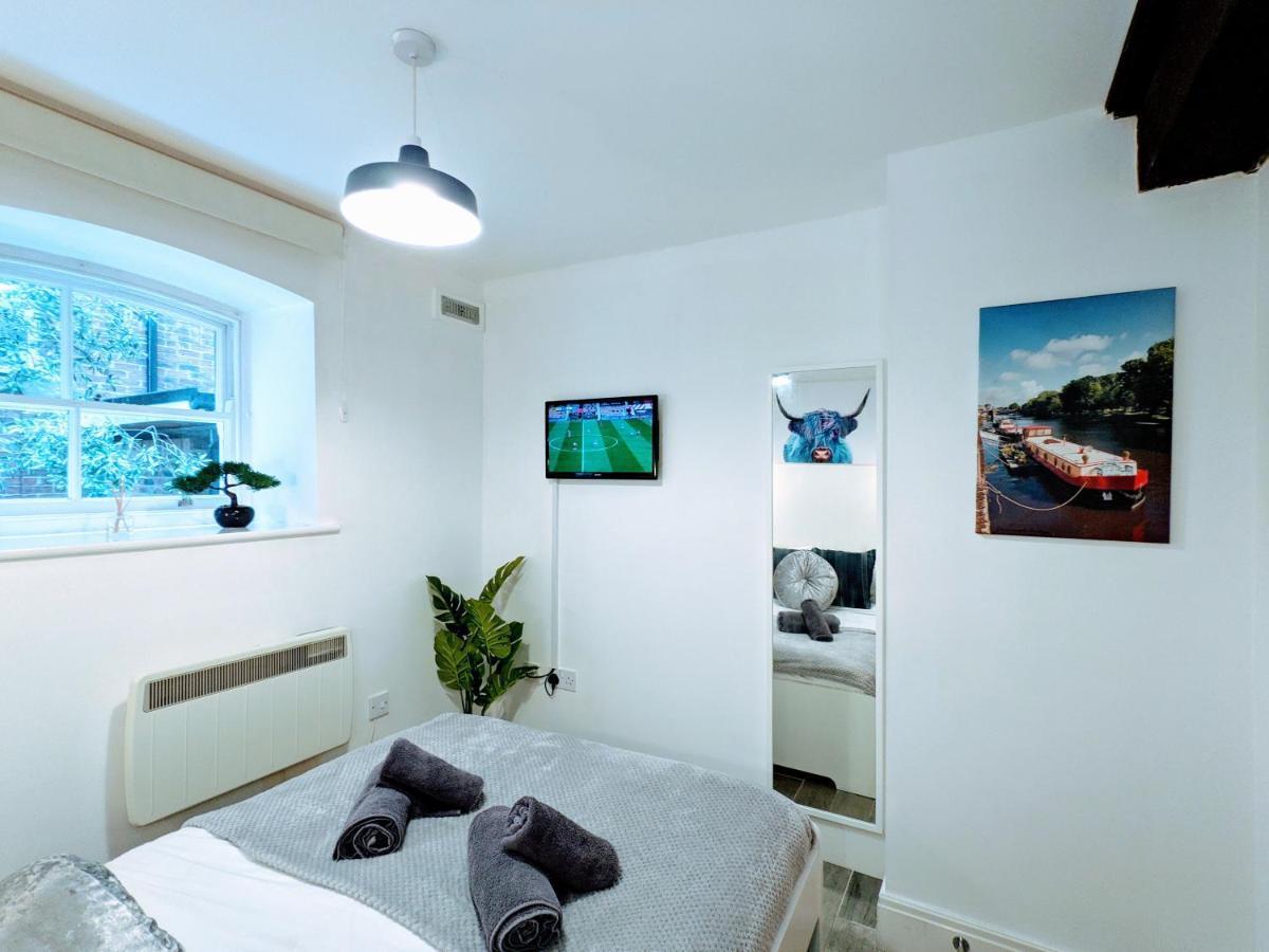 Cosy Riverside Apartment - Free Parking York Exterior photo
